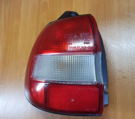 Suzuki Baleno EG Rear/tail lights 0432140