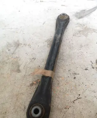 Volkswagen Touareg I Rear suspension control arm 