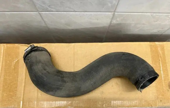 Volkswagen Amarok Intercooler hose/pipe 2H0145708B