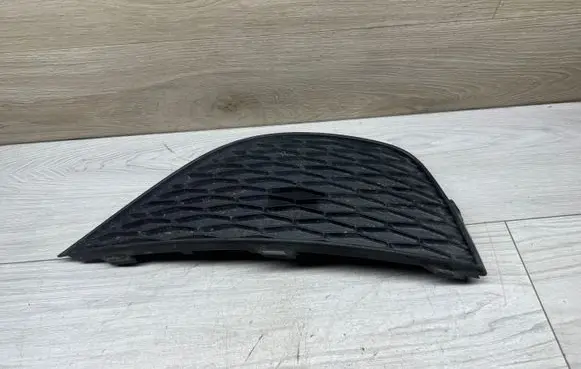 Seat Ibiza IV (6J,6P) Front grill 6J0853665 M8725