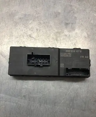 Audi A4 S4 B9 Tailgate/trunk control unit/module 4M0959107B