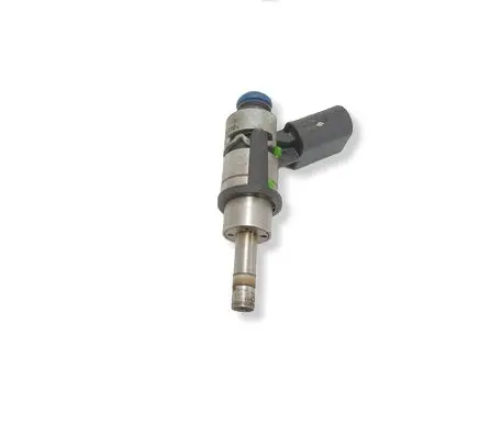 Volkswagen PASSAT B6 Fuel injector 06D133036D