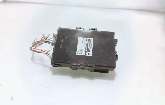 Toyota Avensis T270 Other control units/modules 8969005010 MB1028500050