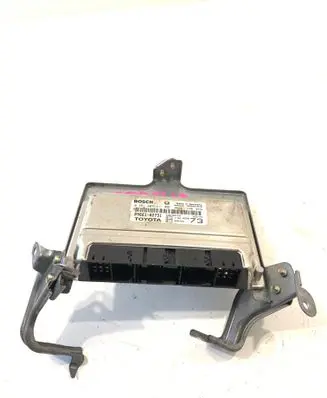 Toyota Corolla E120 E130 Engine control unit/module 0261207411 1039S01676 8966102731