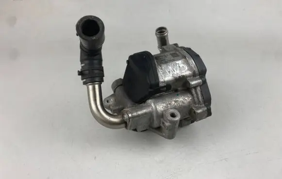 Audi A1 EGR valve 04L131501R