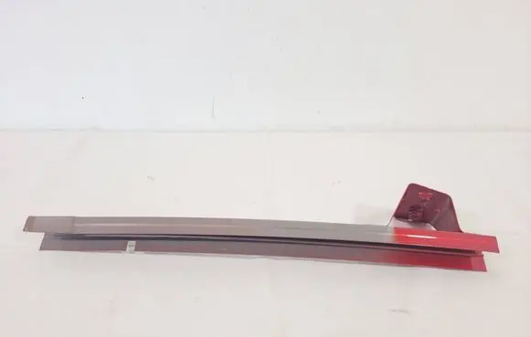 Renault Captur Front door windshield rail 802177699R