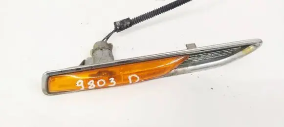 Ford Mondeo MK IV Front fender indicator light 7S7113K354AD