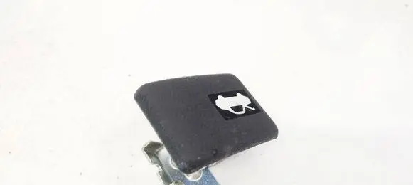 Engine bonnet (hood) release handle