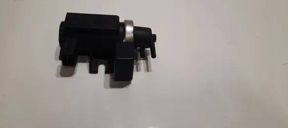 BMW 3 E46 Vacuum valve 224790672279600E46
