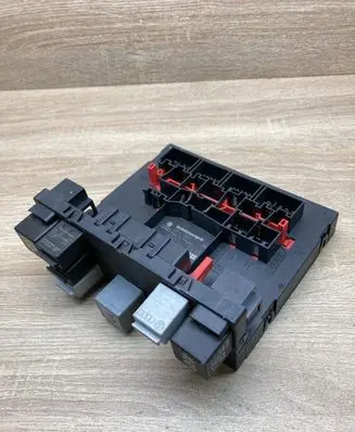Volkswagen PASSAT B6 Comfort/convenience module 3C0937049L