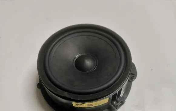Jaguar F-Pace Front door speaker GX7318808CD