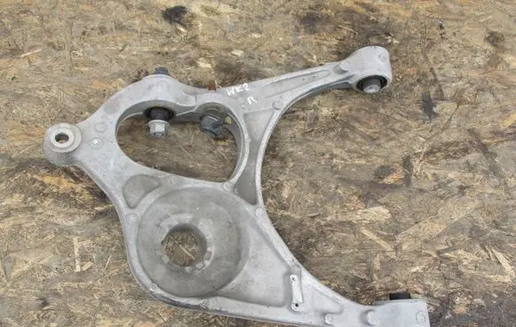 Jeep Grand Cherokee Rear upper control arm/wishbone 52124814ad