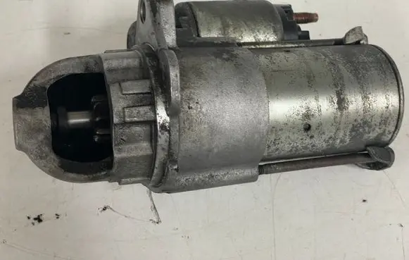 Opel Zafira A Starter motor GM12575626