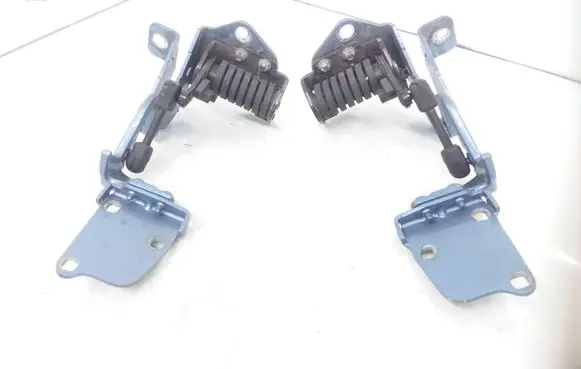 Mercedes-Benz E A207 Tailgate/trunk/boot hinge A2077500328 A2077500428