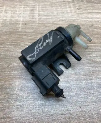 Skoda Fabia Mk2 (5J) Turbo solenoid valve 1K0906627A 70086800 WithPlug