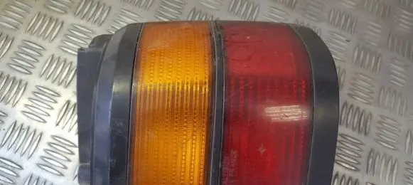 Volkswagen PASSAT B3 Rear/tail lights 333945257 333945112