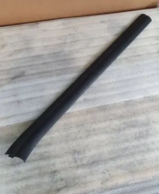 Front sill trim cover
