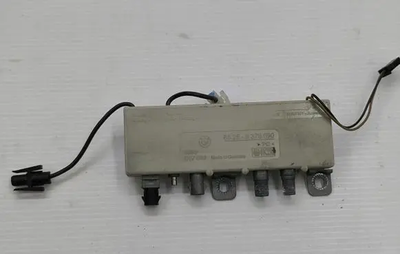 BMW 5 E39 Antenna control unit 