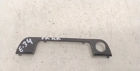 BMW 5 E34 Front door handle cover 19282052