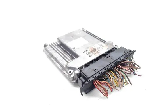 BMW 1 E81 E87 Engine control unit/module 7801710 0281013252 1039S14025