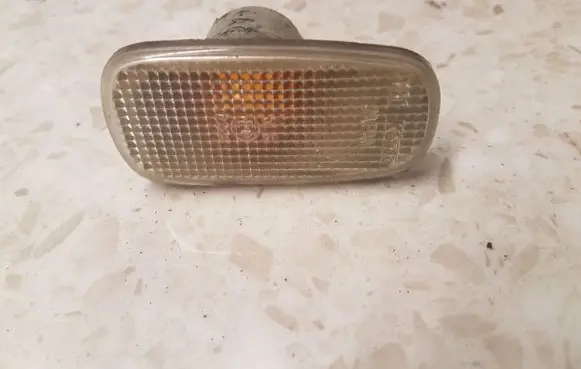 Toyota RAV 4 (XA20) Front fender indicator light E130294 30294