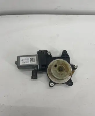 Renault Trafic III (X82) Front door window regulator motor 128001471 320751B 9030319