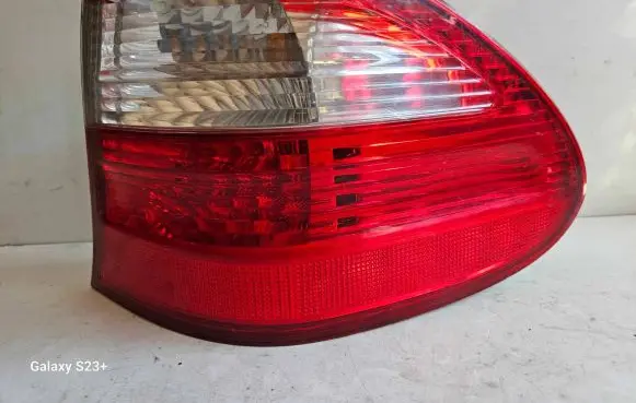 Mercedes-Benz E W211 Rear/tail lights 379135