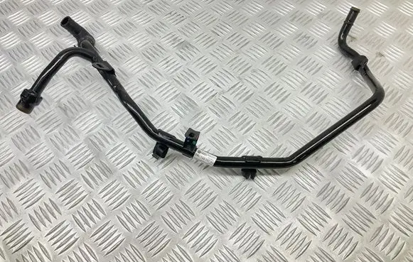 Engine coolant pipe/hose