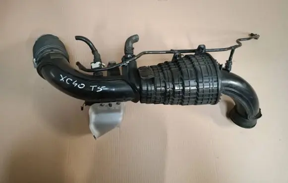Volvo XC40 Air intake duct part 32222145