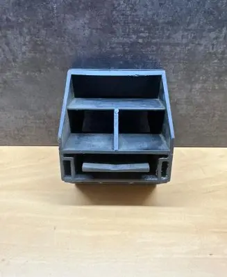 BMW 5 E60 E61 Radiator mount bracket 7542517