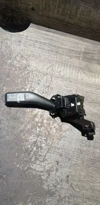 Volkswagen Golf V Indicator stalk 1K0953513A