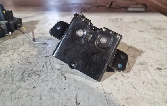 Opel Antara Tailgate/trunk/boot lock/catch/latch
