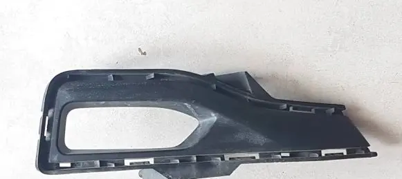 Nissan Leaf II (ZE1) Fog light bracket 622565SK0B