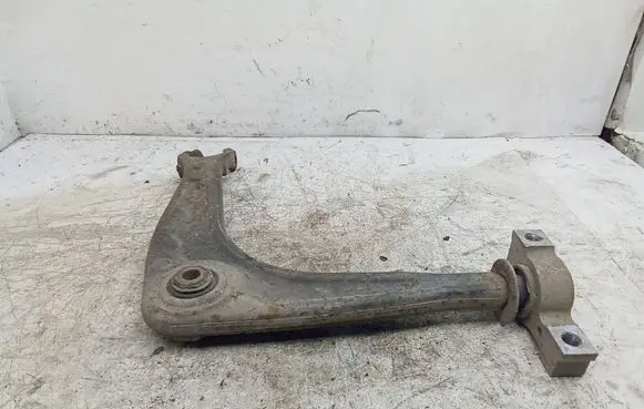 Peugeot 407 Front lower control arm/wishbone 7BAA010118538