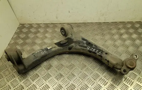 Front lower control arm/wishbone