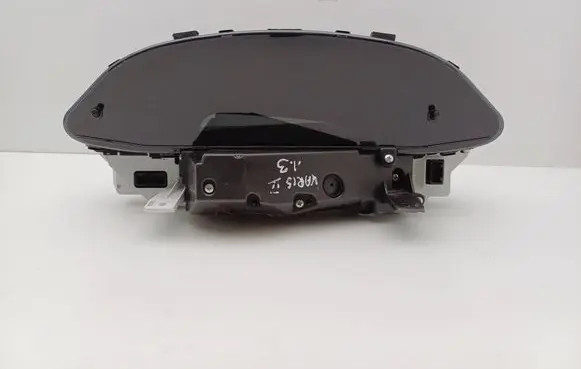 Toyota Yaris Speedometer (instrument cluster) MB4573003166 838000D650D