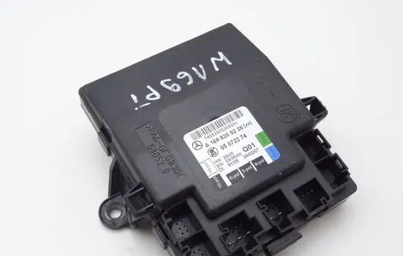 Mercedes-Benz A W169 Door control unit/module A1698209226