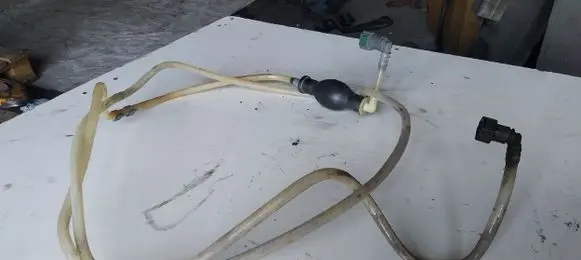 Opel Movano A Fuel line pipe