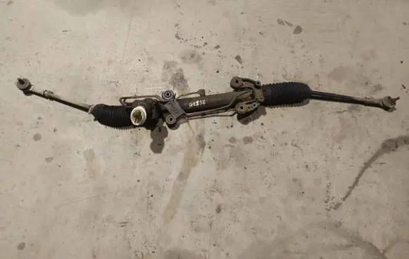 Mitsubishi Grandis Steering rack A971P