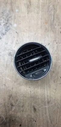 Peugeot 308 Dash center air vent grill 305038 9658515377 1005163