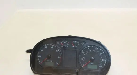 Volkswagen Polo IV 9N3 Speedometer (instrument cluster) 88311330 VDO110080320017A 0682