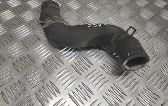 Toyota Avensis T250 Intercooler hose/pipe