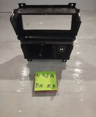Peugeot 307 Central console control unit 9609593377