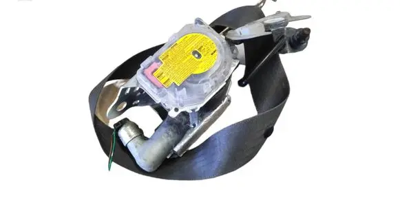 Mitsubishi Lancer VIII Front seatbelt 7Q8980P 000439