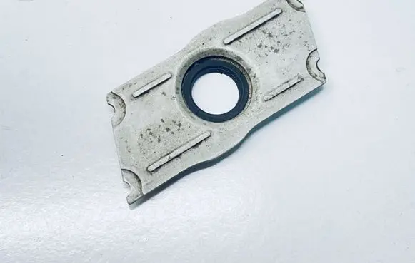 Audi A8 S8 D3 4E Fuel Injector clamp holder 059103113F