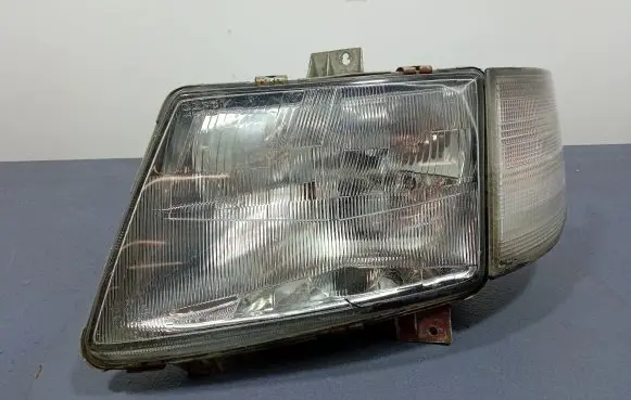 Mercedes-Benz Vito Viano W638 Headlight/headlamp 08-440-1119L