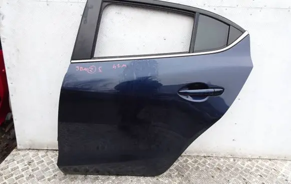 Mazda 3 III Rear door
