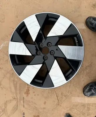 Volvo XC60 R20 alloy rim 32358303