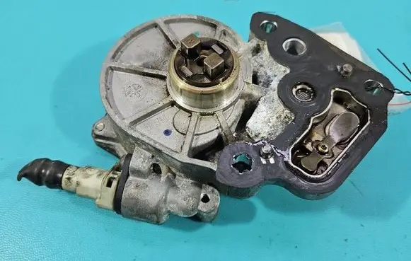 Opel Astra K Vacuum pump 12662789 IMPRK1540869