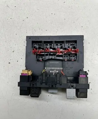 Volkswagen PASSAT B6 Comfort/convenience module 3C0937049AJ F005V00661